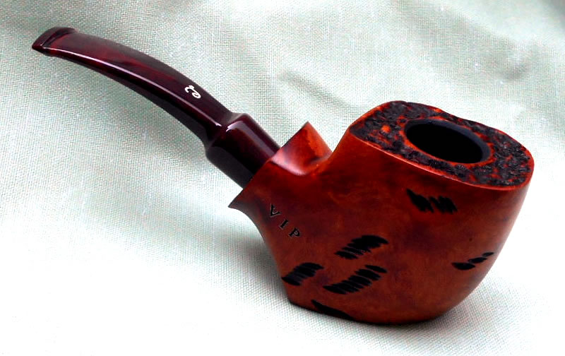Lorenzo Summa Cum Laude spot carved smoking pipe